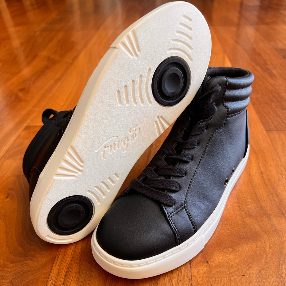 Fuego Dance Sneakers